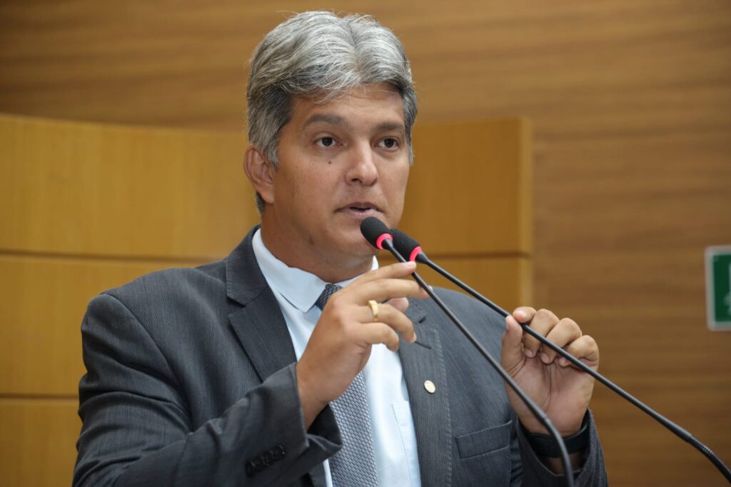 “A gente está sentindo dificuldade”, diz Samuel sobre processo de transição em Socorro