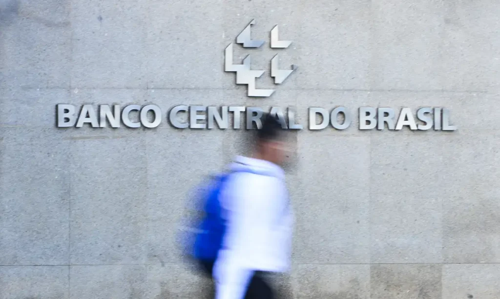 Banco Central lança edital de concurso para analista; inscrições começam dia 22