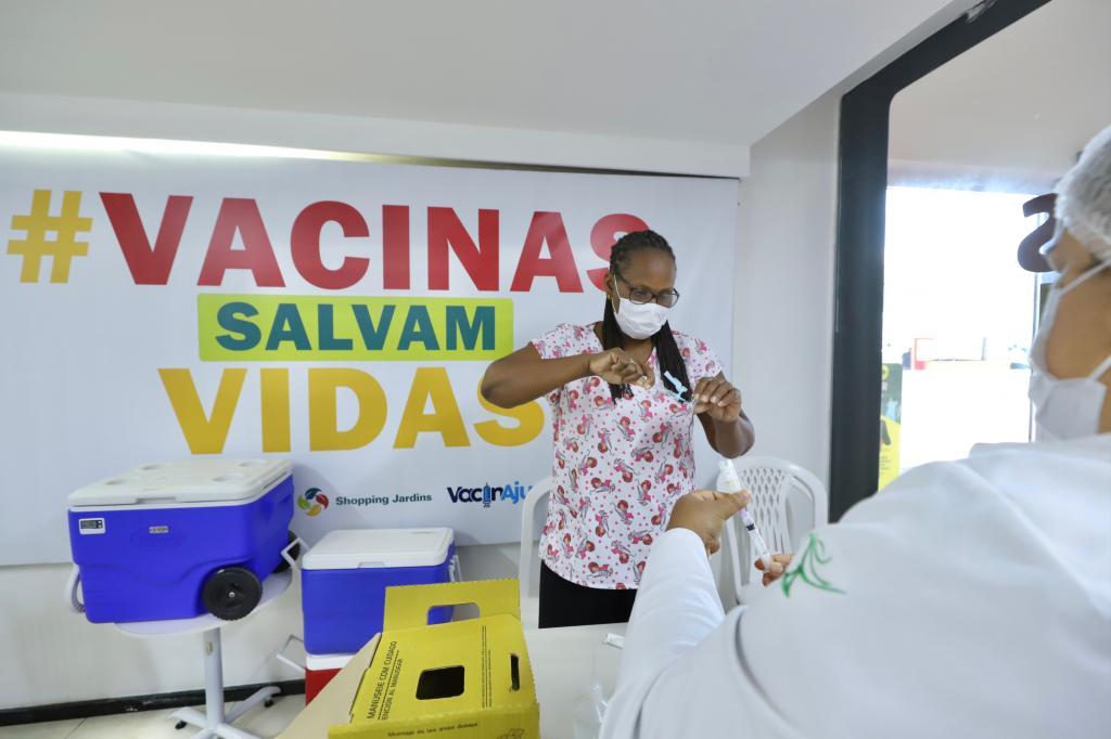 Prefeitura de Aracaju suspende temporariamente pontos de vacinação nos shoppings a partir deste sábado, 24