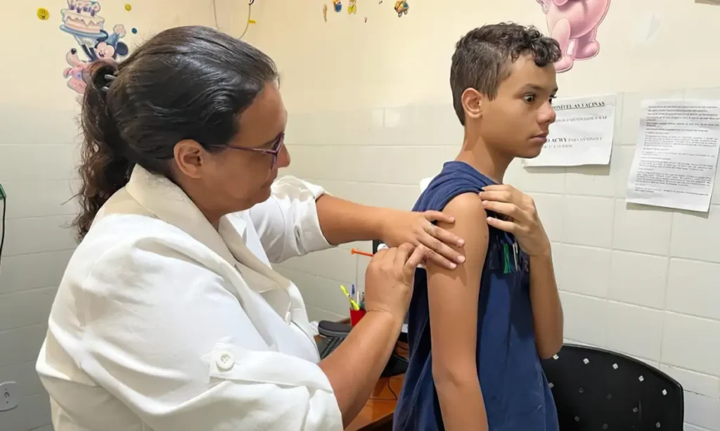 Programa de Vacinação em Escolas Públicas é aprovado por Comissão do Senado
