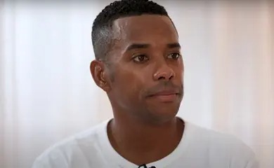 STJ decide que Robinho deve cumprir pena por estupro no Brasil