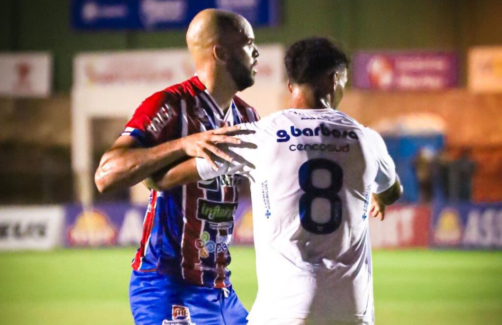 Confiança e Itabaiana empatam em 2 a 2 no primeiro jogo da semifinal do Sergipano