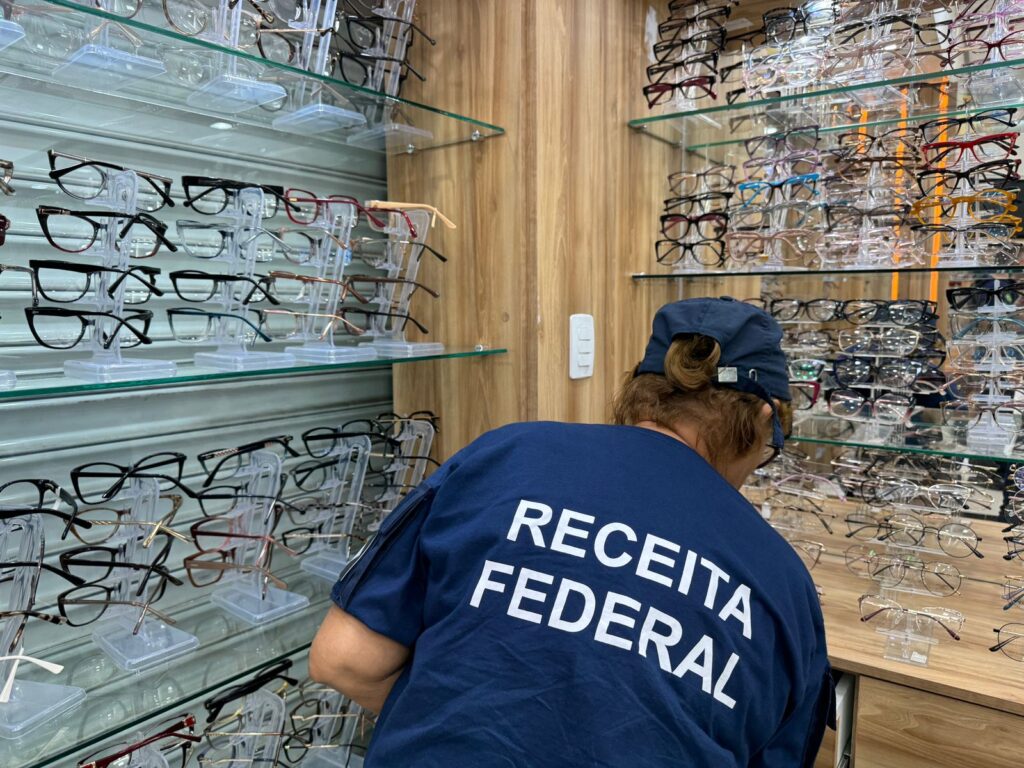 Operação Ocularium combate a pirataria de óculos, armações e lentes em Aracaju