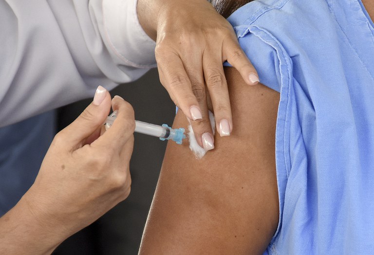 Imunização contra influenza é ampliada para a população geral em Aracaju