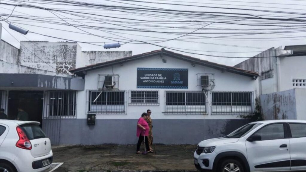 Reforma em unidade de saúde no bairro Atalaia reorganiza fluxo de atendimento em Aracaju