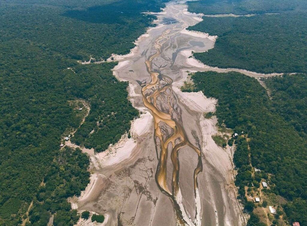 Superfície de água no Brasil fica abaixo da média histórica em 2023, aponta MapBiomas Água