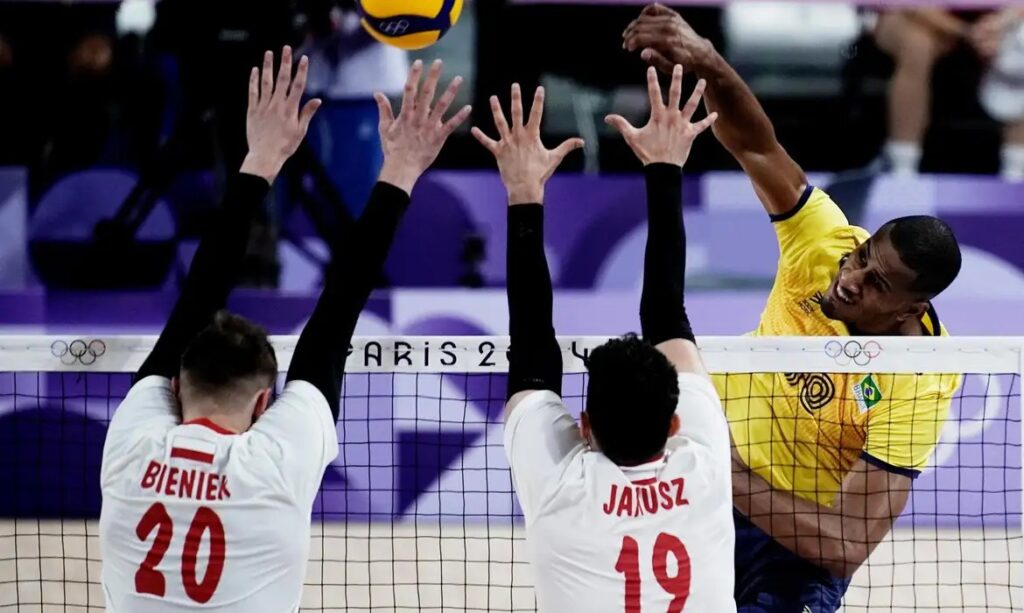 Olimpíadas: seleção masculina de vôlei leva virada da Polônia e perde a segunda em Paris