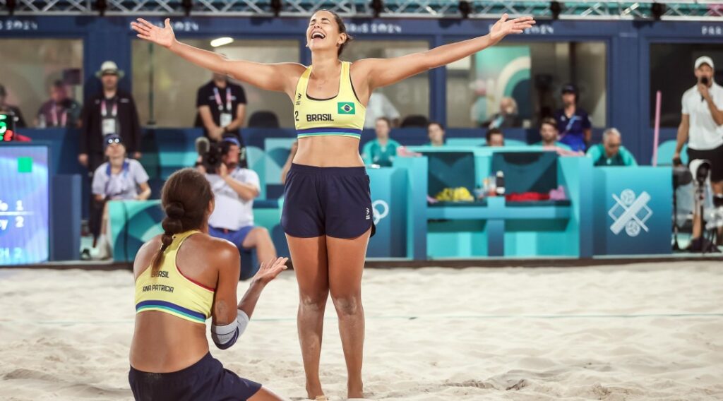 Final do vôlei de praia com Duda e Ana Patrícia será transmitida em telão na Praia da Cinelândia