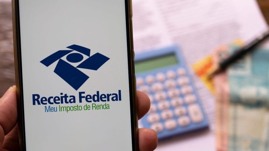 Receita paga nesta segunda último lote de restituição do IR 2024