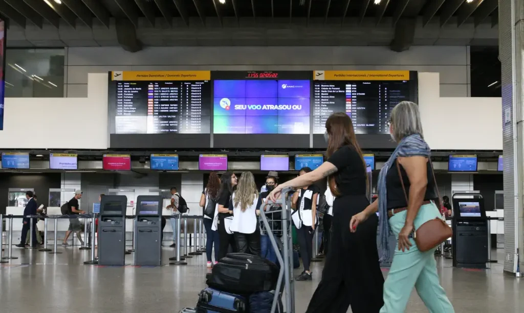 Programa Voa Brasil já está em atividade; saiba como participar