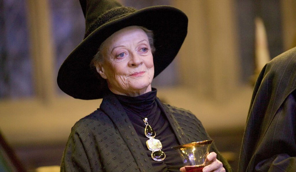 Maggie Smith, atriz de Harry Potter e Downton Abbey, morre aos 89 anos