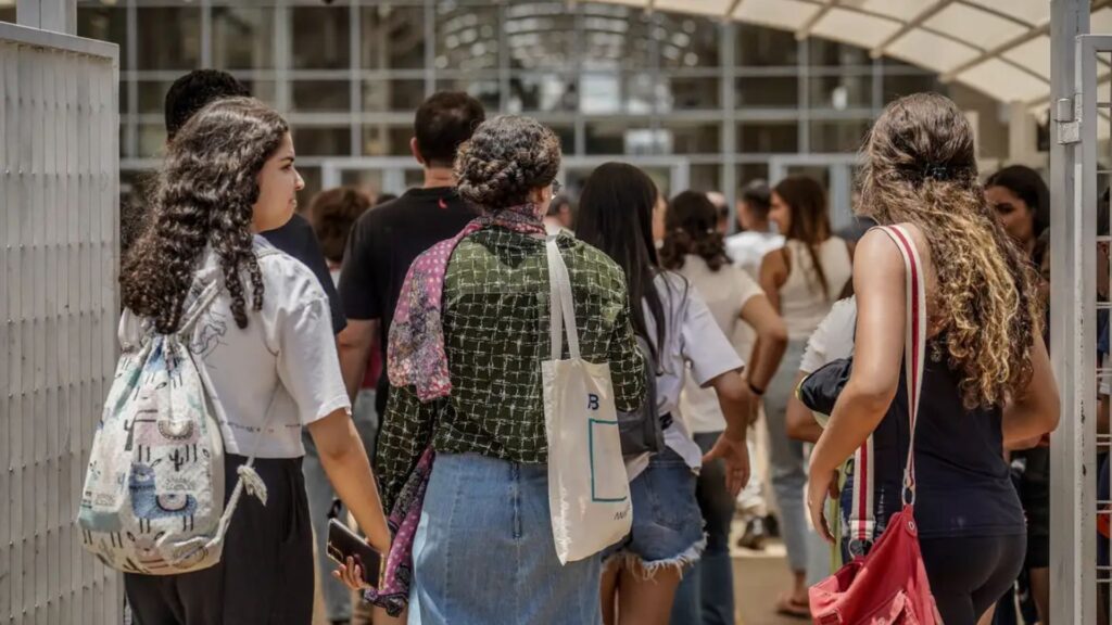 Enem: saiba quais documentos serão aceitos para participação em novembro