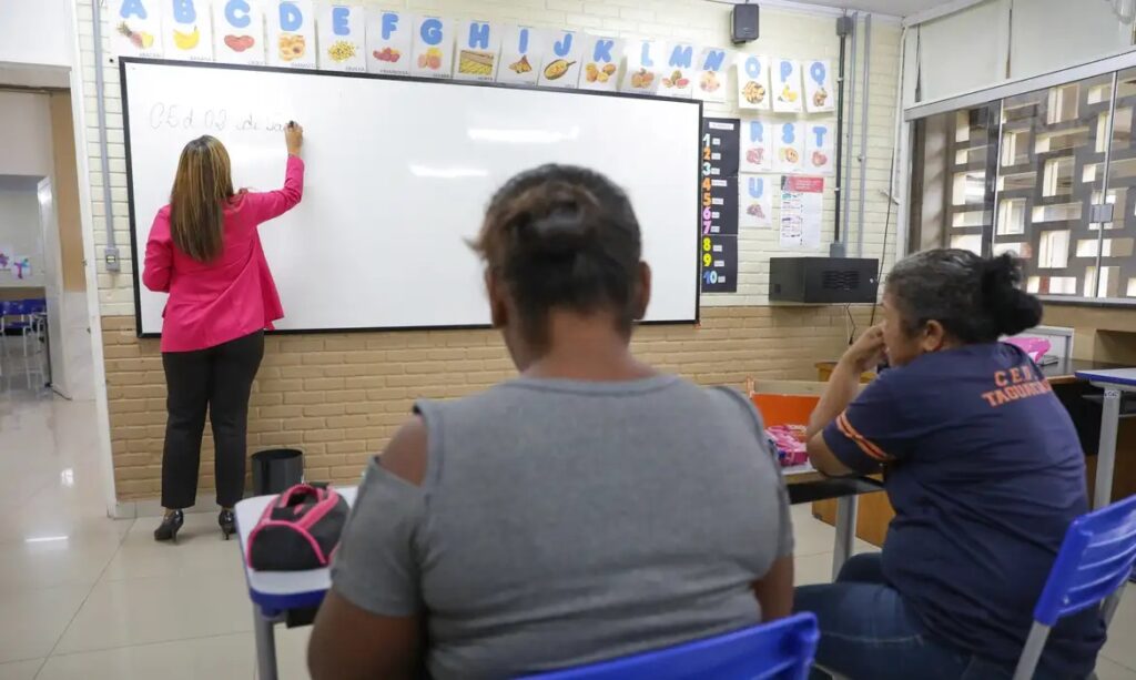 Pé-de-Meia: pagamento a estudantes começa nesta segunda, 25