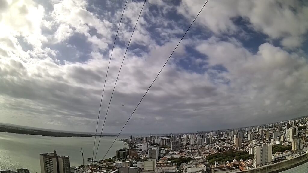 Previsão do tempo: céu parcialmente nublado em Aracaju neste domingo, 8