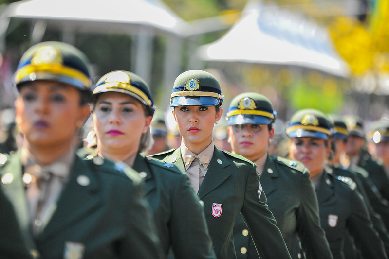 Mulheres poderão se alistar nas Forças Armadas a partir de janeiro