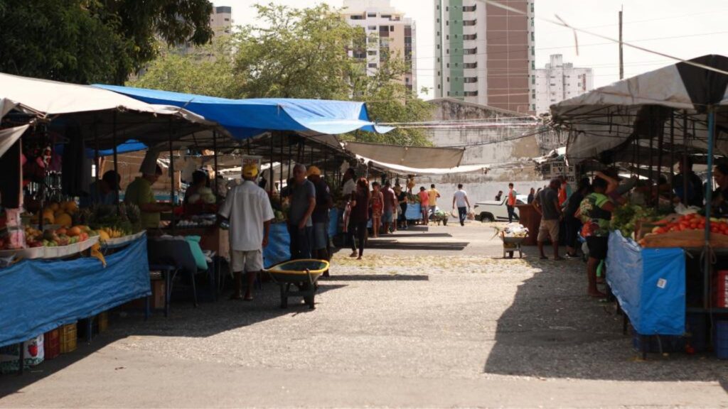 Festas de fim de ano alteram funcionamento de feiras livres em Aracaju; saiba o que muda