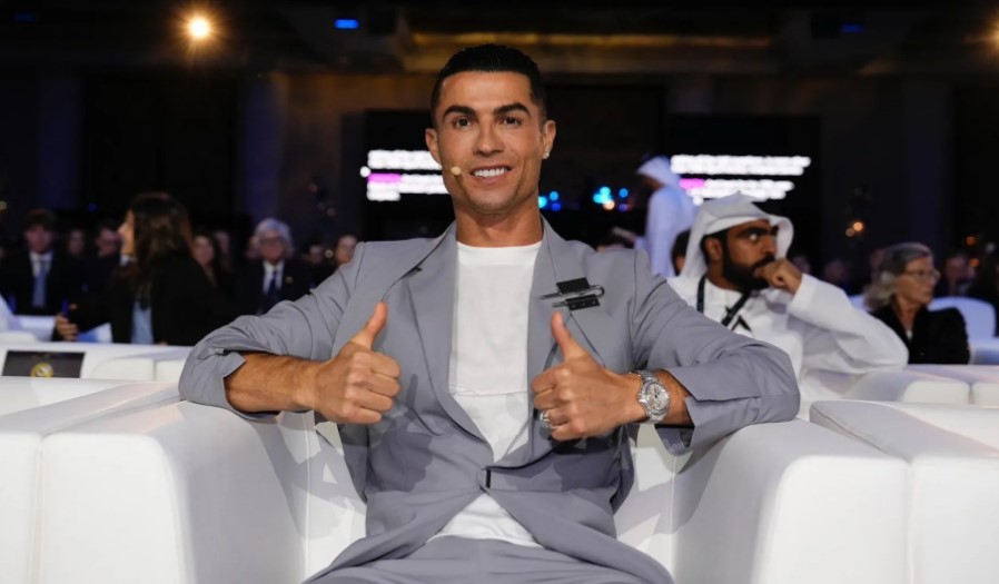 Cristiano Ronaldo diz que derrota de Vini Jr na Bola de Ouro foi injusta