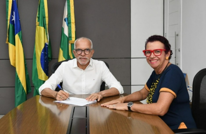 Edvaldo sanciona lei sobre implantação de câmeras corporais nos uniformes da Guarda Municipal