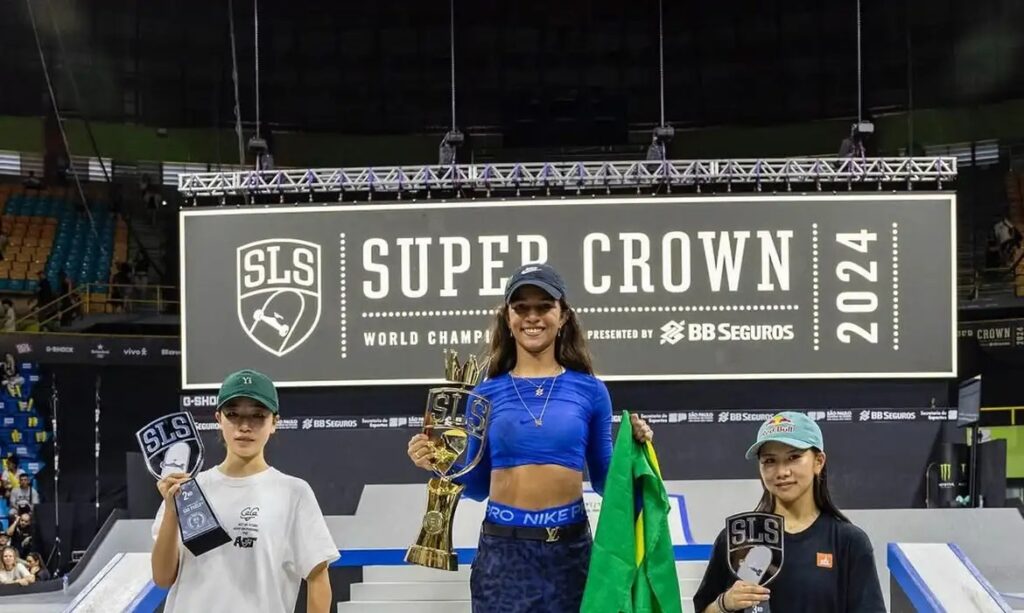 Rayssa Leal se torna tricampeã mundial de skate street