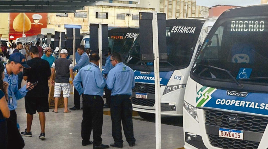 DER disponibiliza frota extra para transporte intermunicipal durante o feriado de ano novo