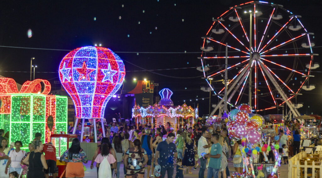 Vila do Natal Iluminado conta com apresentações teatrais e musicais; confira programação