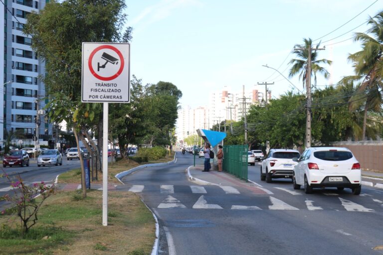 Corredor de ônibus