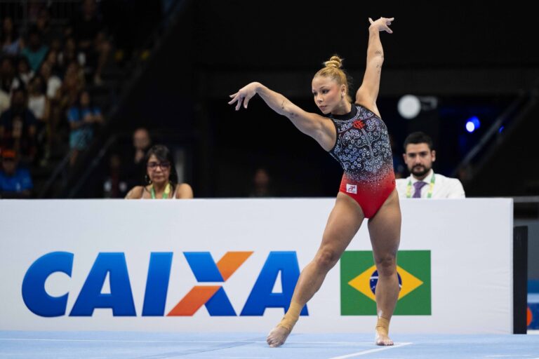 flávia saraiva ginástica