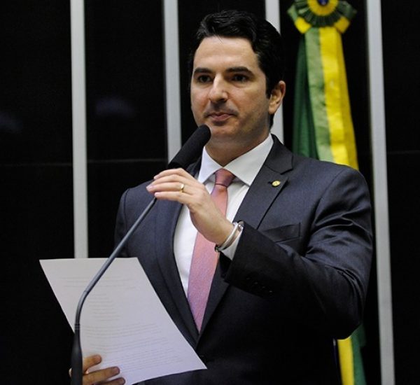 Gustinho Ribeiro